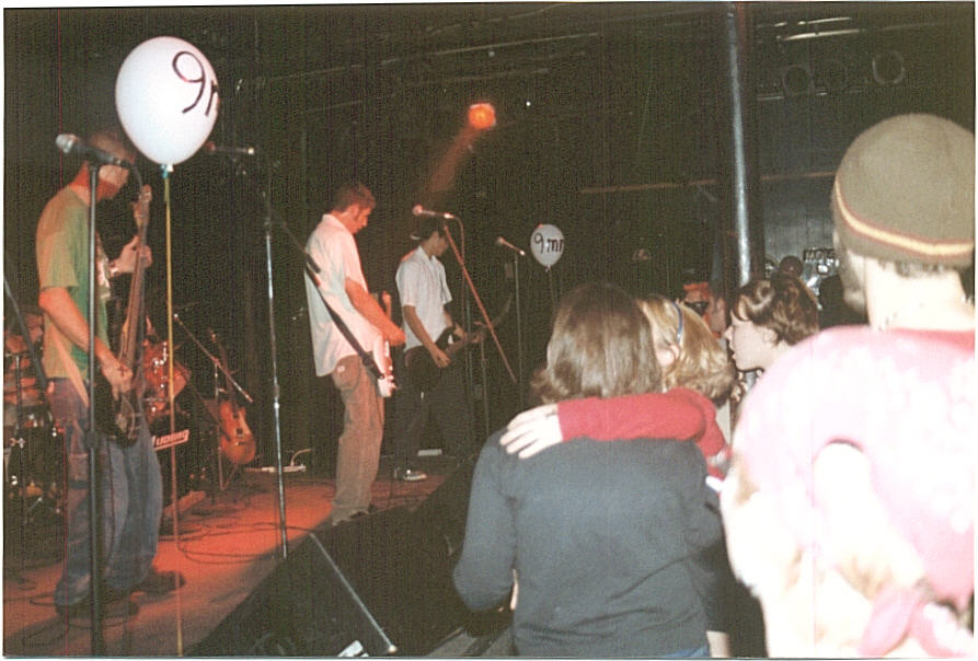 clubsoda5.jpg (97667 bytes)